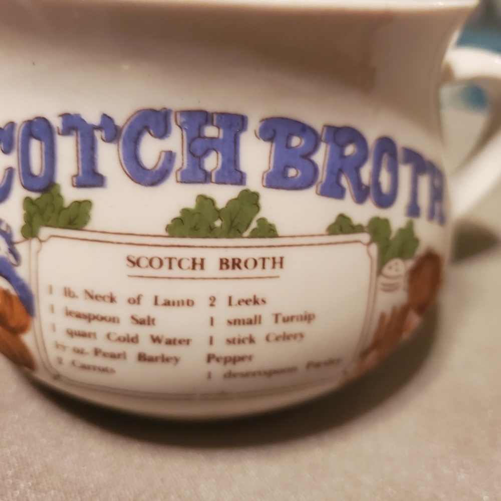 Vintage soup mugs with recipe on them. - Picture 6 of 8